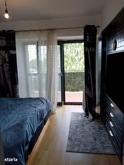 Apartament cu 4 camere decomandat în Călărași