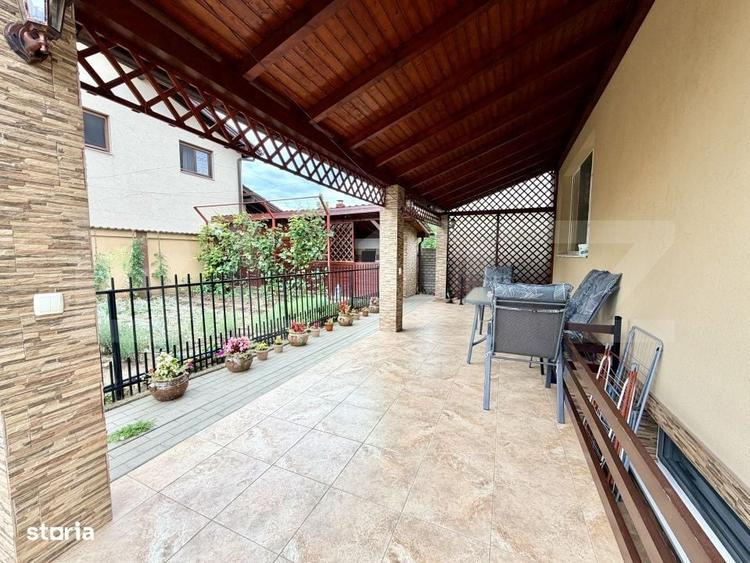 Casa 4 camere, 127 mp, gradina si teren de 326 mp, zona Cetate-Dealul - 1
