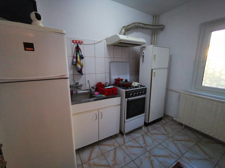 Garsonieră decomandată în Lujerului