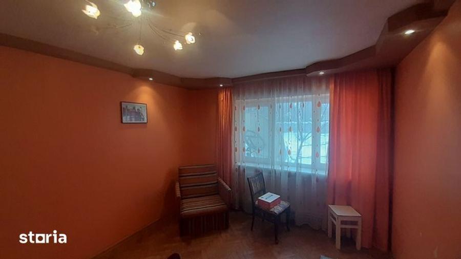 Vand apartament 2 camere - 4