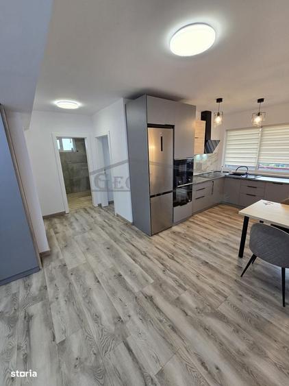 Apartament cu 3 camere decomandat în Baciu