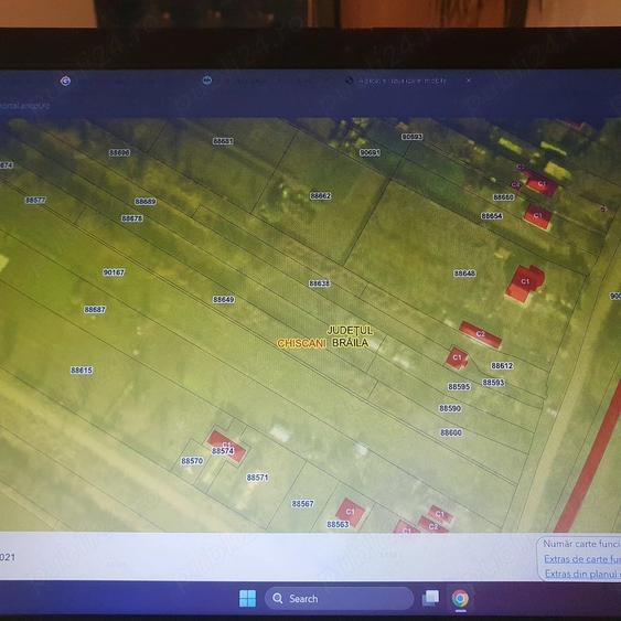 Teren de 300 mp, în Vărsătura