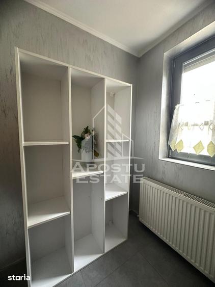 Casă cu 4 camere cu Teren 240 Mp în Lipovei