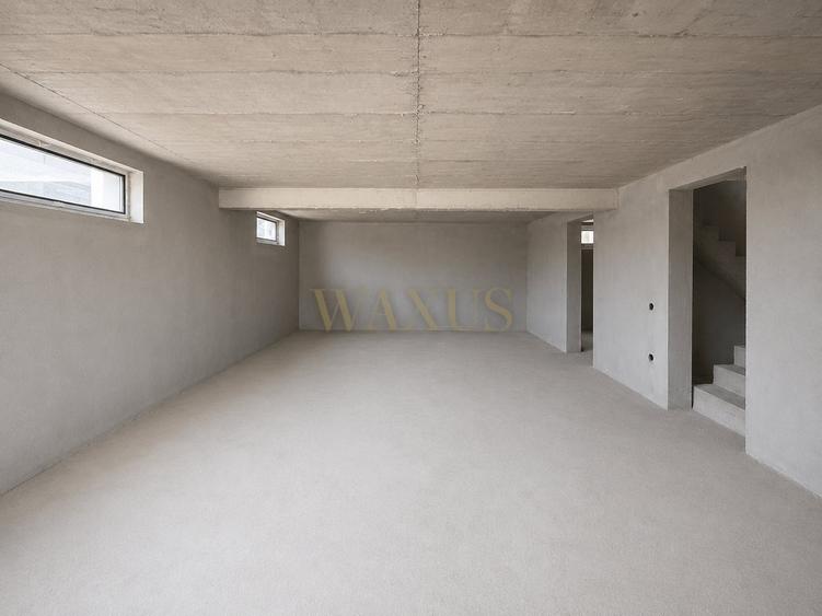 Duplex cu 4 camere cu Canalizare în Florești