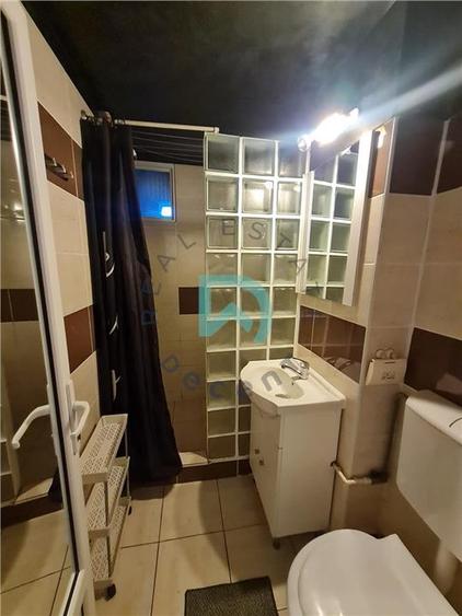 Garsonieră decomandată, mobilată în Astra