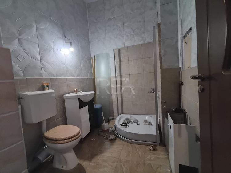 Apartament cu 3 camere decomandat în Centrul Civic