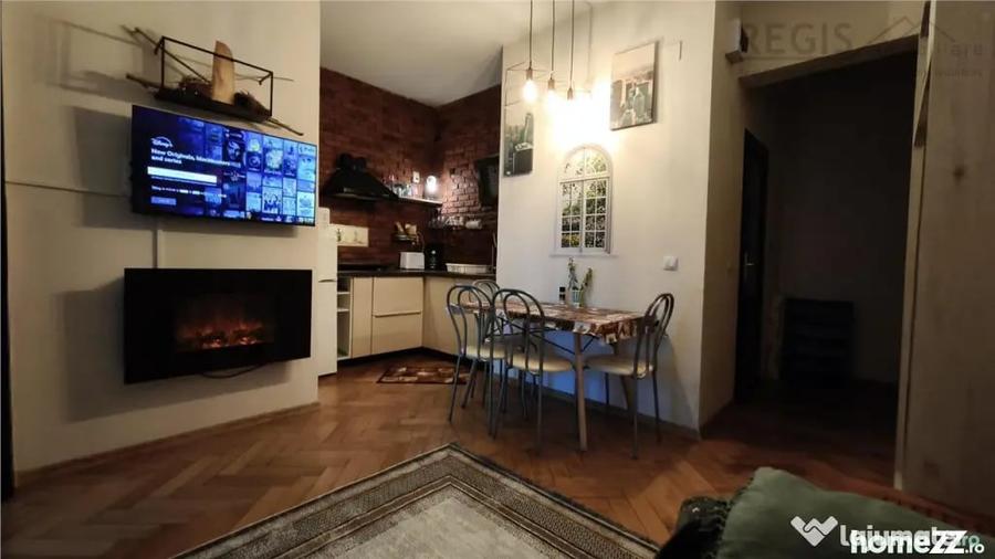 Investitie la cheie in zona centrala! 2 apartamente la casa, - 1