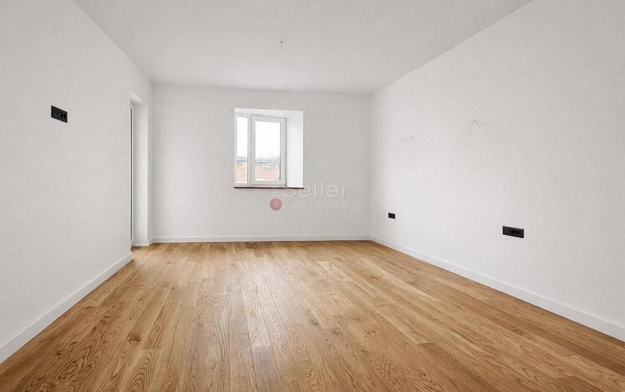 Apartament cu 3 camere decomandat în Brașovul Vechi