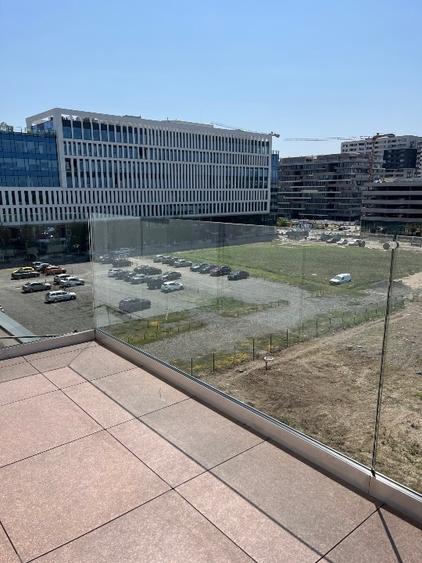 Apartament cu 3 camere decomandat, mobilat în Torontalului