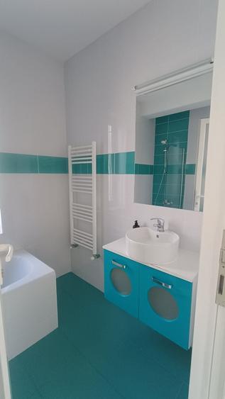 Casă cu 4 camere în Dosu Bricii