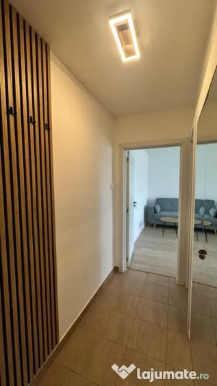 Apartament cu 2 camere semidecomandat în Dacia