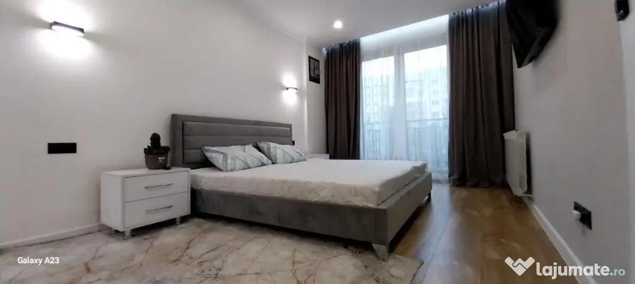 Apartament cu 2 camere decomandat în Vatra Luminoasă