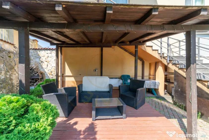 Casă cu 6 camere cu Teren 475 Mp în Găvana