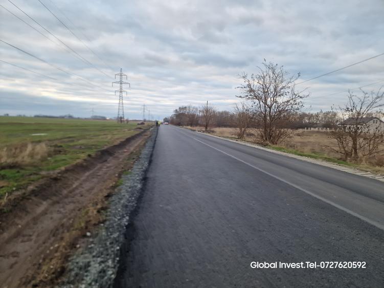 Teren agricol extravilan de 2500 mp, în Corbu