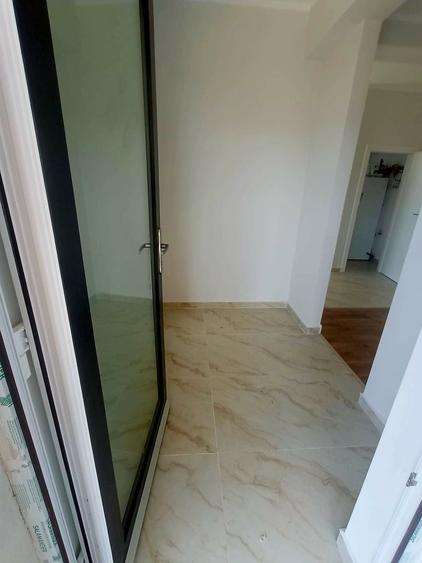 Casă individuală cu 4 camere cu Canalizare în Domnești