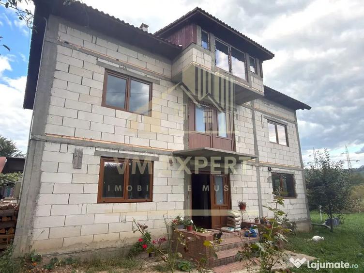 Casă cu 6 camere cu Teren 5736 Mp în Lerești