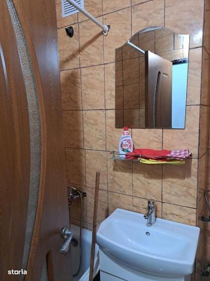 Apartament cu 2 camere semidecomandat în Micro 14