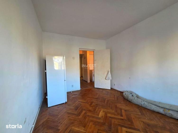 Apartament cu 3 camere decomandat în Albești