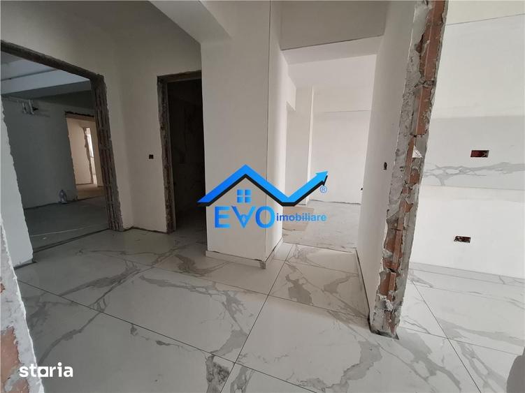 Apartament cu 2 camere decomandat în Galata