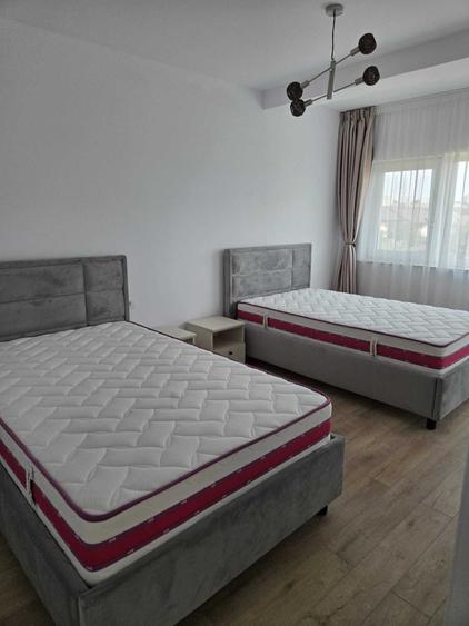 Casă cu 4 camere în Valea Lupului