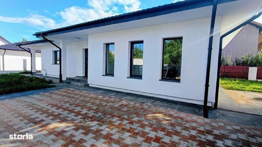 Casă cu 4 camere decomandat cu Teren 490 Mp în Dancu