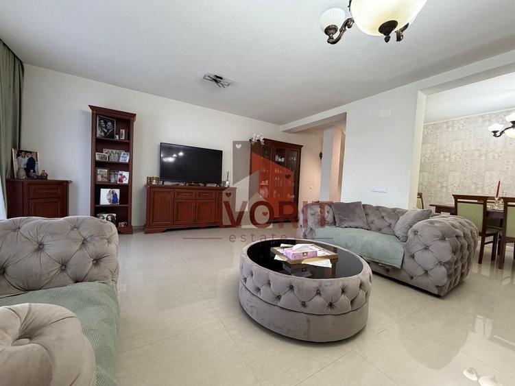 Duplex cu 4 camere cu Canalizare în Aradului