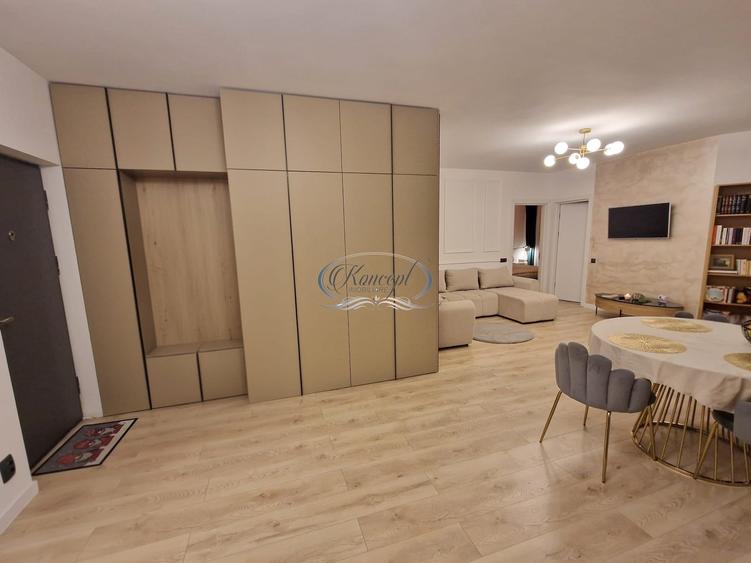 Apartament cu 3 camere semidecomandat, mobilat în Florești