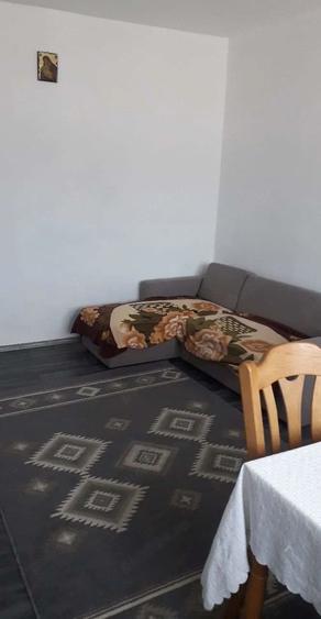 Apartament cu 2 camere semidecomandat în Rogerius