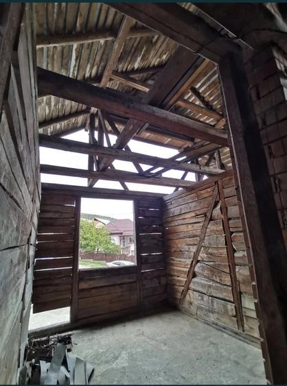 Casă cu 3 camere cu Teren 2200 Mp în Secăria