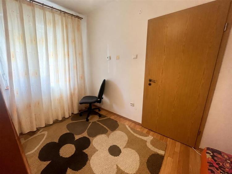 Apartament cu 2 camere nedecomandat, mobilat în Hipodrom 2