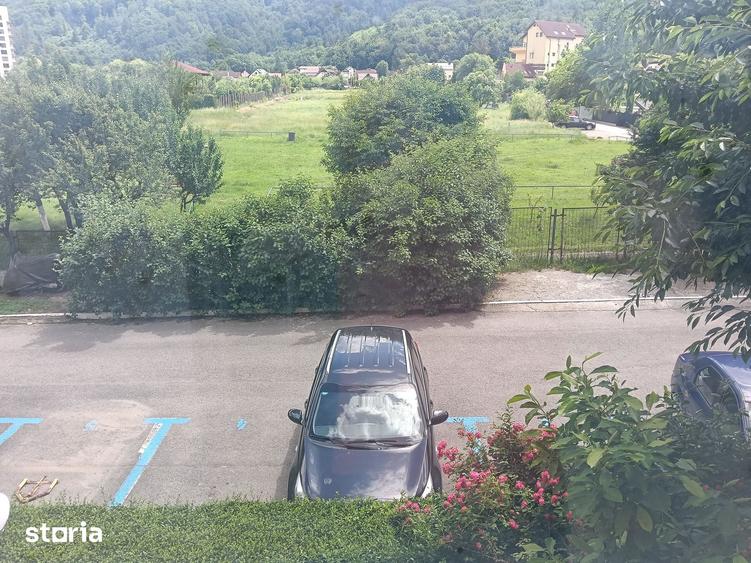 Apartament cu 4 camere în Dârste