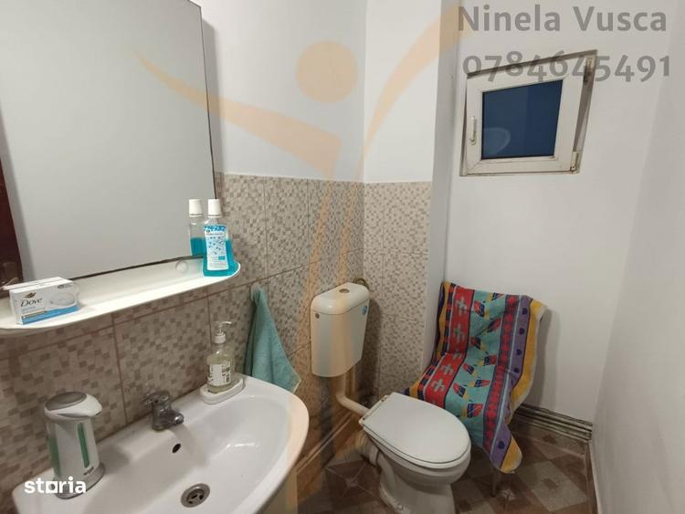 Apartament cu 3 camere decomandat, mobilat în Micro 11