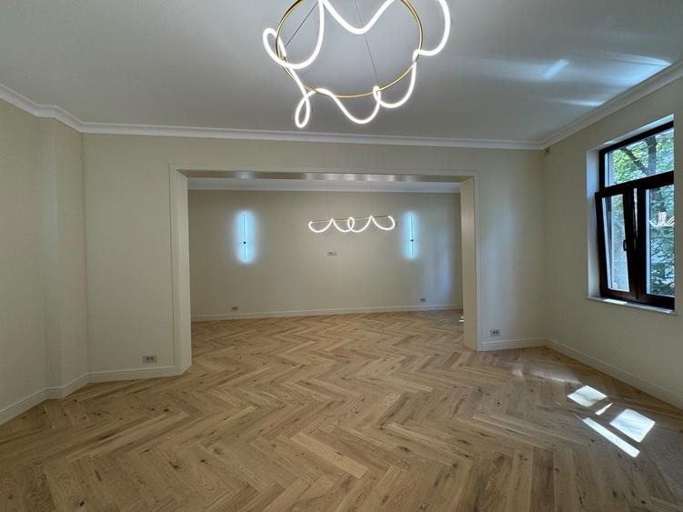 4 camere ||  Mihai Eminescu -Piata Romana || vila interbelica - 6