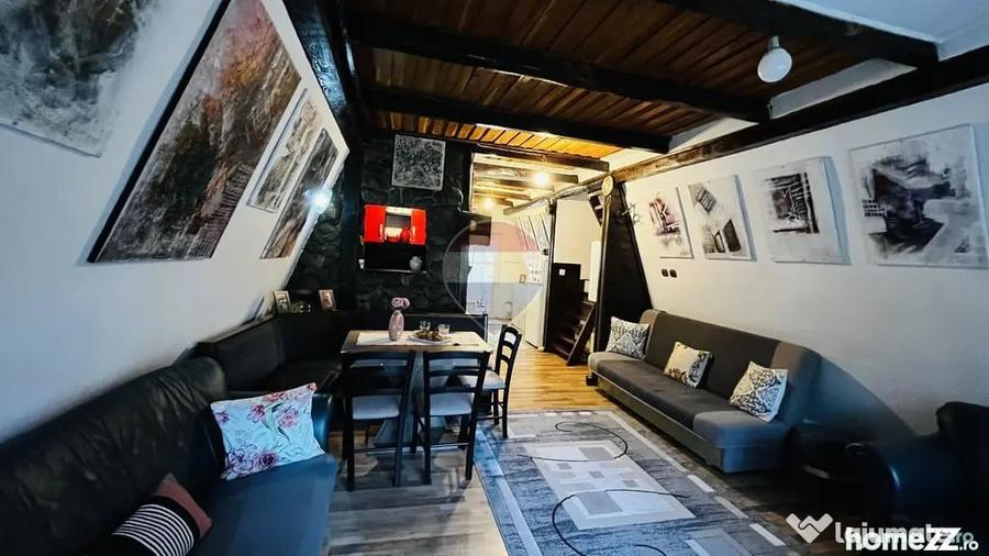 Casă cu 4 camere cu Teren 959 Mp în Lăzăreni