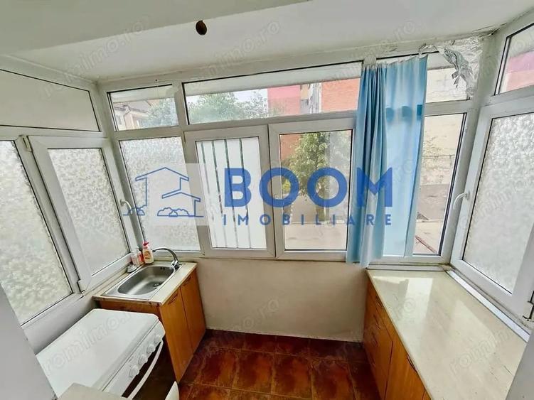 Garsonieră decomandată în Ostroveni