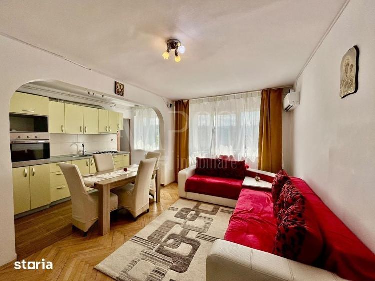 Apartament cu 3 camere în Plopilor