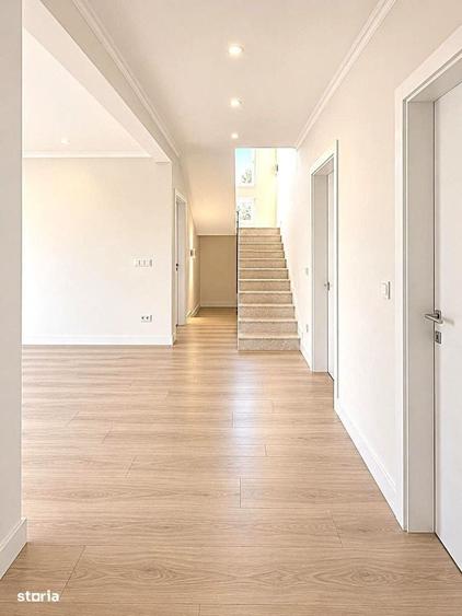Casă cu 4 camere cu Teren 600 Mp în Central