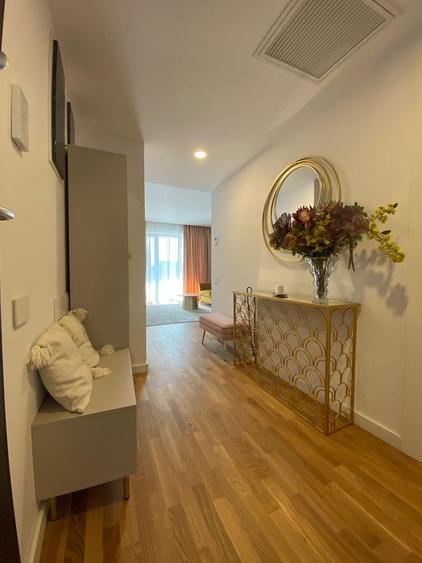 Apartament cu 2 camere semidecomandat, mobilat în Pipera
