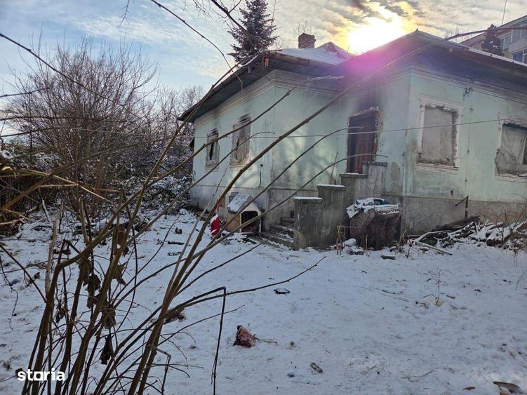 Casă cu Teren 713 Mp în Negru Vodă