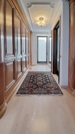 Apartament cu 4 camere decomandat, mobilat în Drumul Poienii