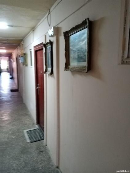 Garsonieră decomandată în Central