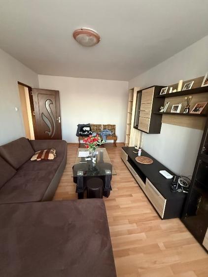 Apartament cu 3 camere și balcon, mobilat, de vânzare în zona La Ciuperca - 7