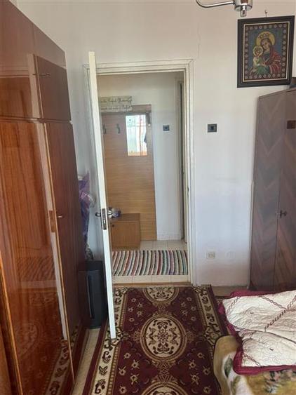 Apartament cu 3 camere decomandat, mobilat în Ultracentral