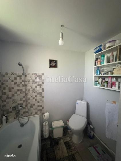 Casă cu 4 camere în Comarna