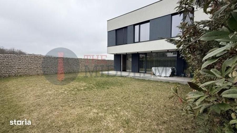 Casă cu 3 camere în Nord