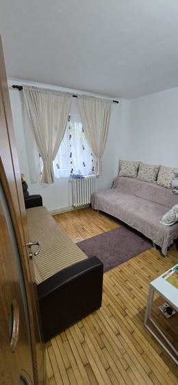 Apartament cu 2 camere decomandat în Exterior Vest