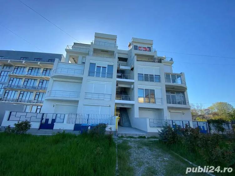 Apartament cu 2 camere decomandat în Costinești
