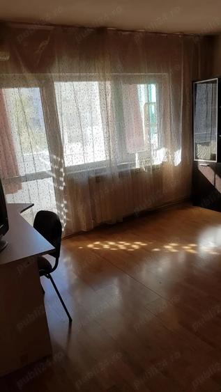 Apartament cu 2 camere semidecomandat în Decebal