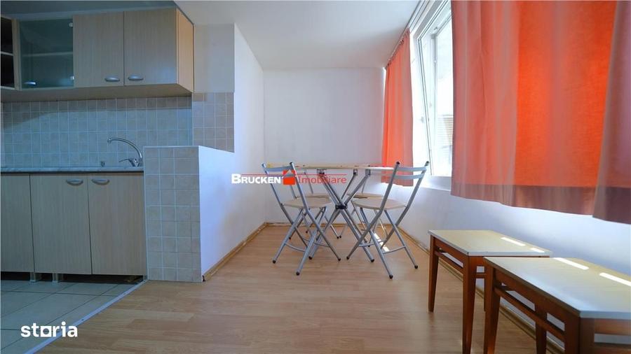 Apartament cu 4 camere în Ultracentral