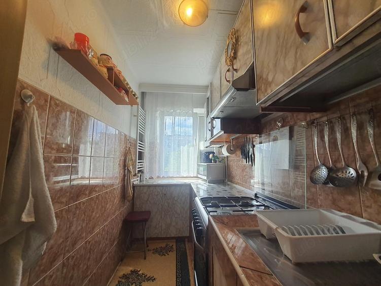 Apartament cu 2 camere semidecomandat în Km 4